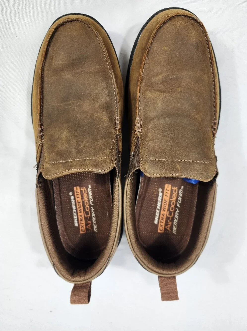 Skechers Men's Size 8 EE Tan Brown Slip-On Casual Distressed Loafers